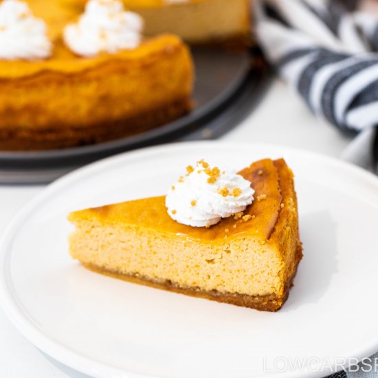 Keto Pumpkin Cheesecake