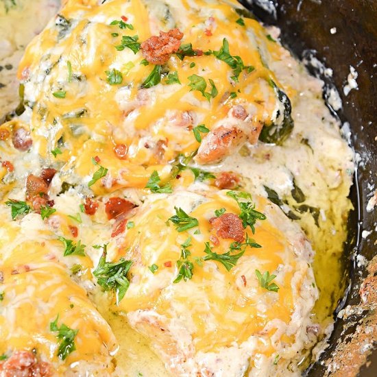 CREAMY SKILLET KETO CRACK CHICKEN