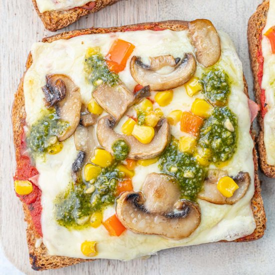 pizza toast