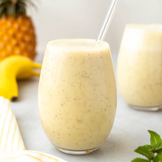 Pineapple Banana Smoothie