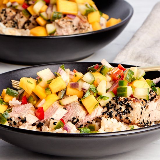 Sesame Seed Crusted Tuna with Mango