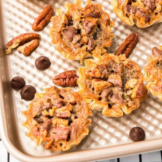 Mini Pecan Chocolate Pies