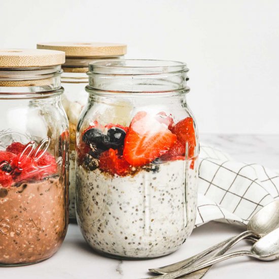 Overnight oats with almond milk