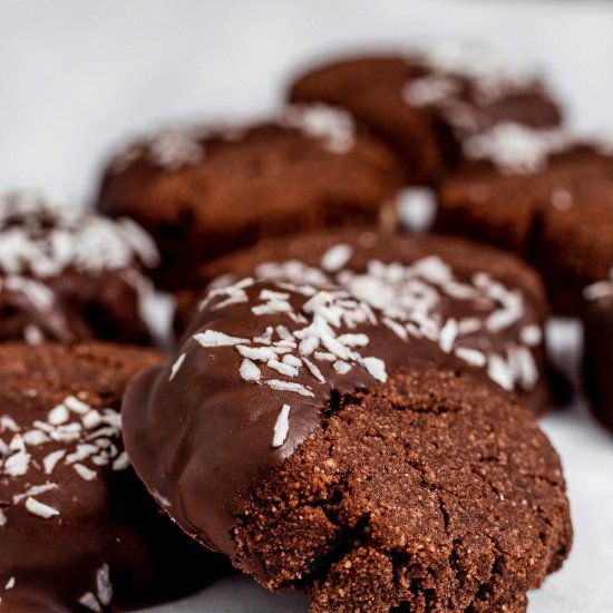 Healthy Chocolate Coconut Biscuits