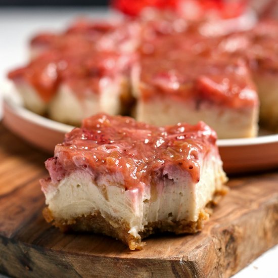 Paleo Strawberry Rhubarb Cheesecake