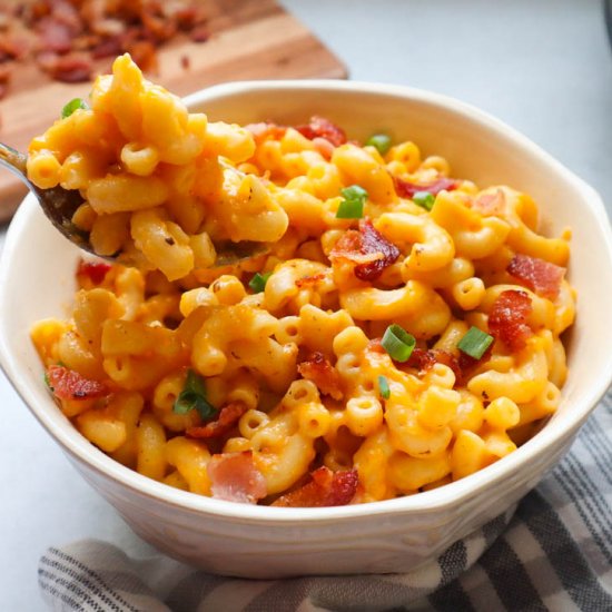 Instant Pot Mac & Cheese with Bacon