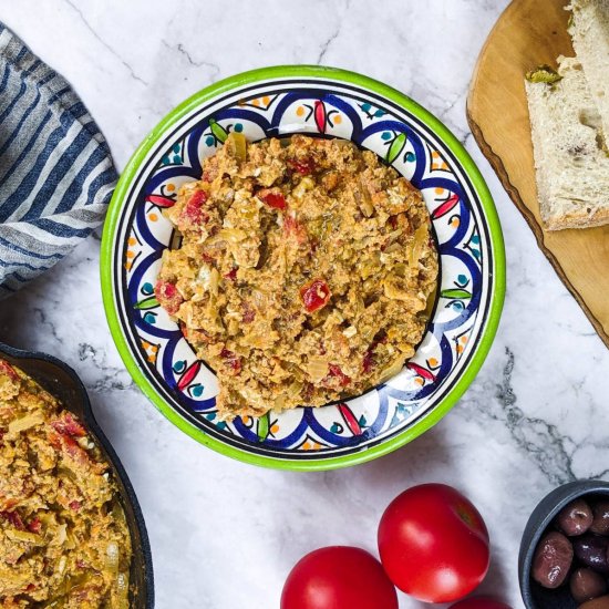 Greek Scrambled Eggs With Tomatoes