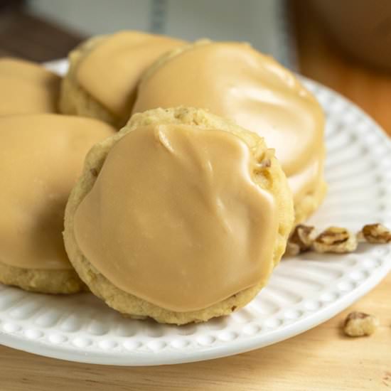 Black Walnut Maple Cookies