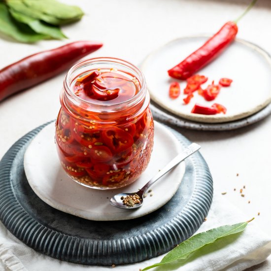 Easy Pickled Chillies