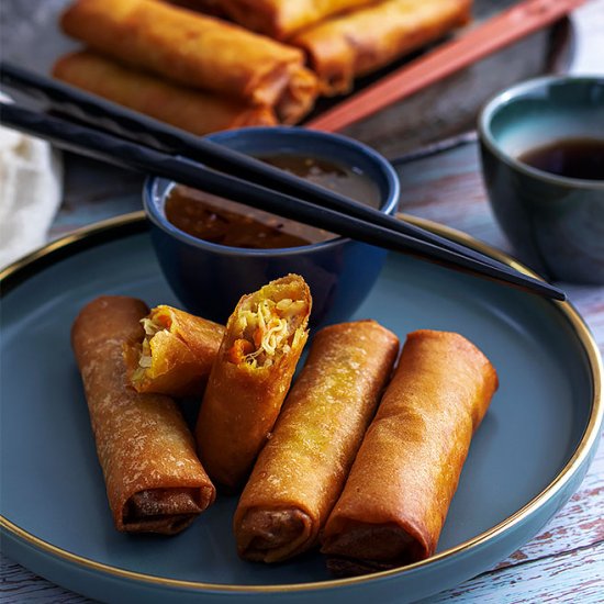 PERFECT CHICKEN SPRING ROLLS