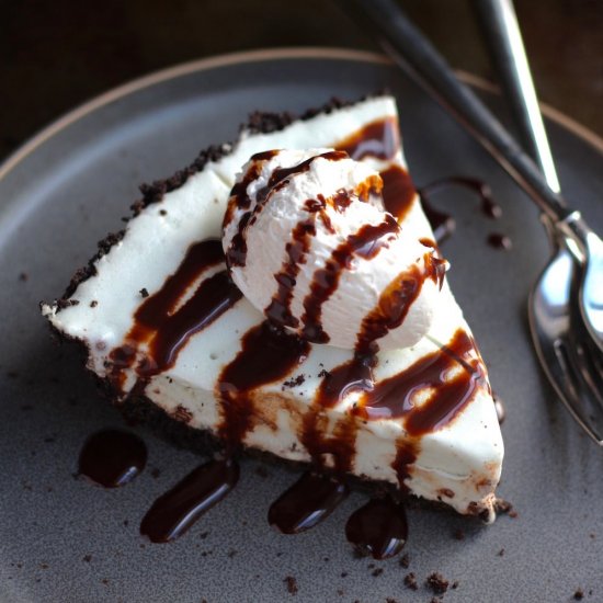 Ice Cream Cake with Oreo Crust