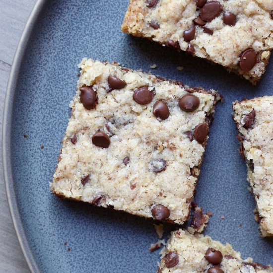 Chocolate Chip Oatmeal Blondies