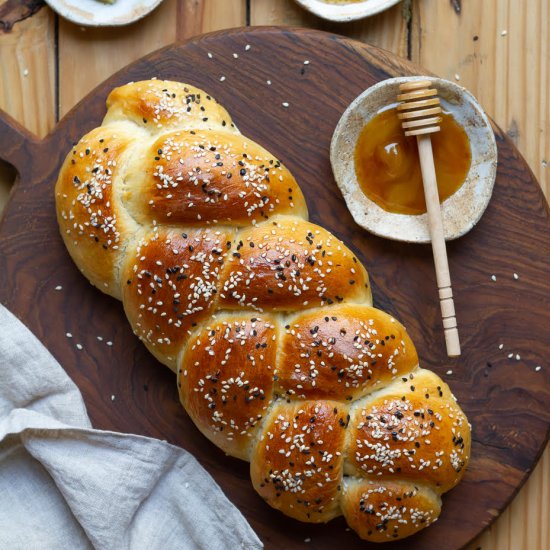 Easy Challah Bread