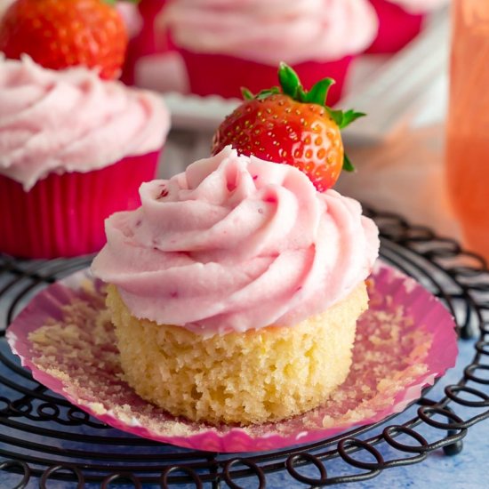 Strawberry Lemon Cupcakes