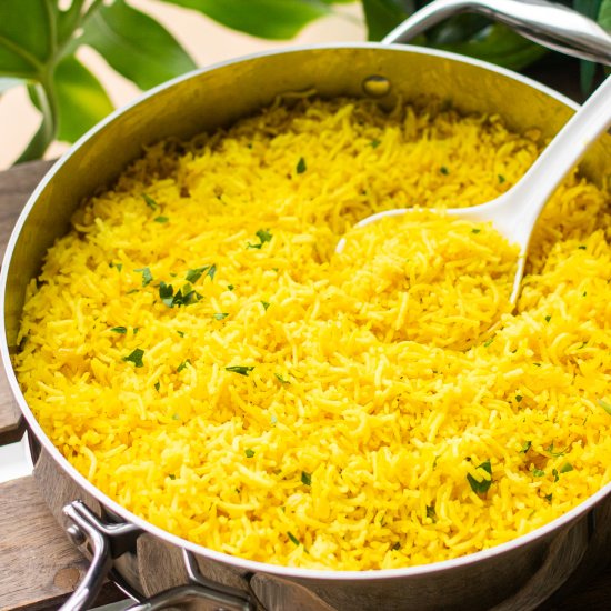 Garlic Turmeric Rice (Yellow Rice)