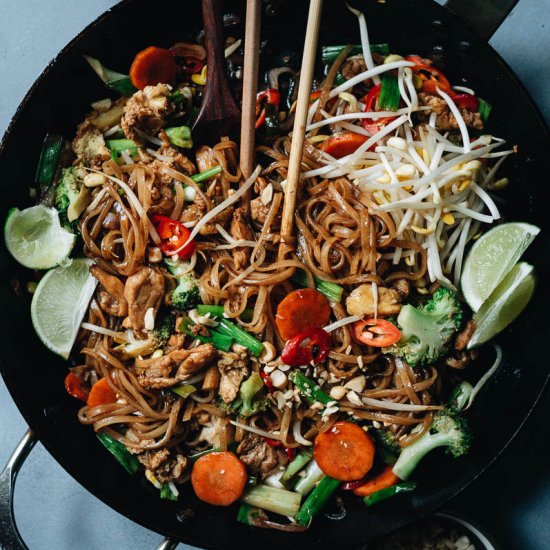 Chicken Pad Thai (Takeout-Style)