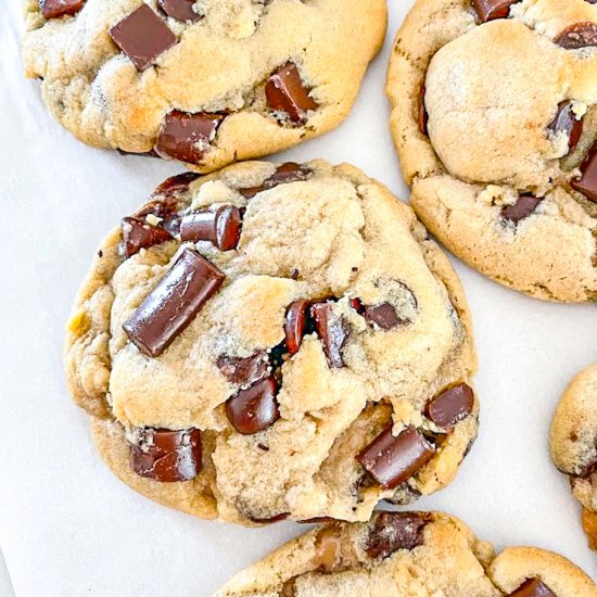 Thick Chocolate Chip Cookies