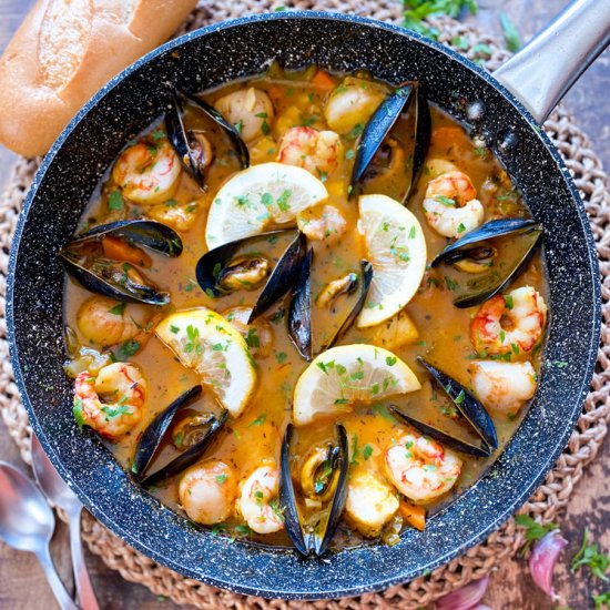 The ULTIMATE Seafood Skillet