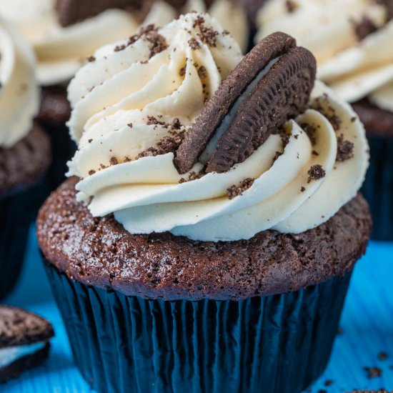 Vegan Oreo Cupcakes