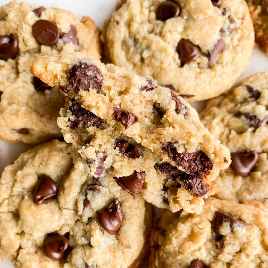 Chocolate Chip Oat Cookies