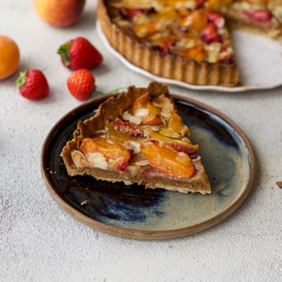 Strawberry and Apricot Frangipane