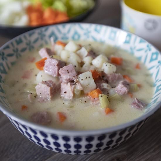 Ham and potato soup