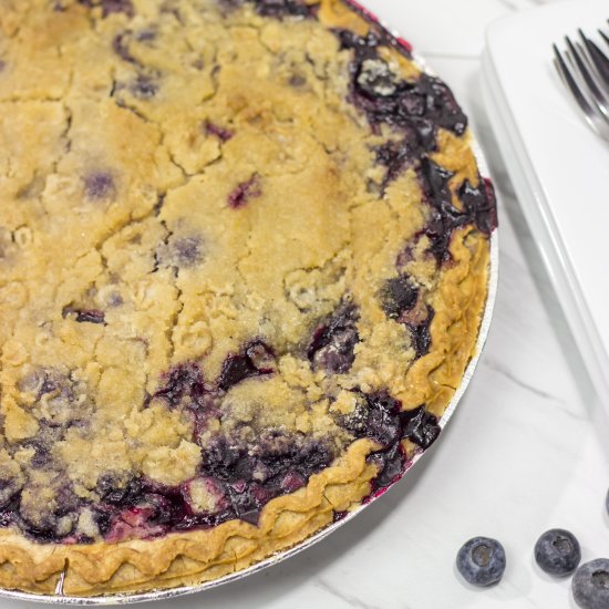 Blueberry Crumble Pie