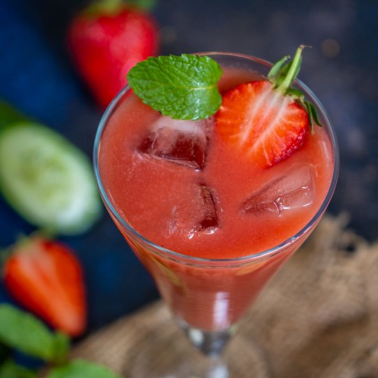 Strawberry Cucumber Juice