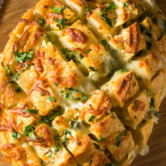 Pull Apart Cheesy Garlic Bread