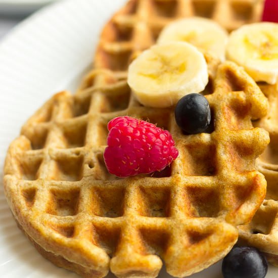 Healthy Banana Waffles