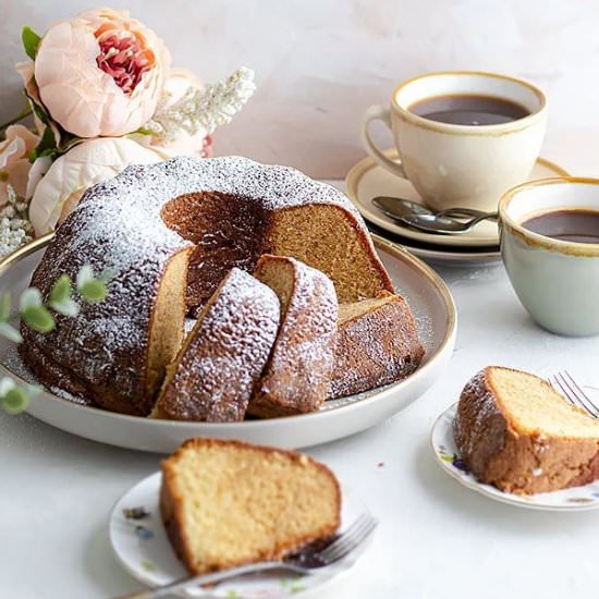 VANILLA BUNDT CAKE