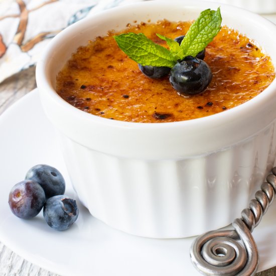 Blueberry Crème Brûlée