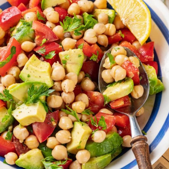 Avocado Chickpea Salad