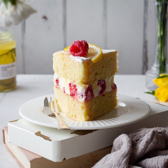 Lemon and Raspberry Cake