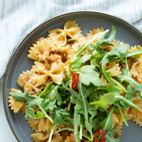 Healthy Pasta with Arugula & Seeds