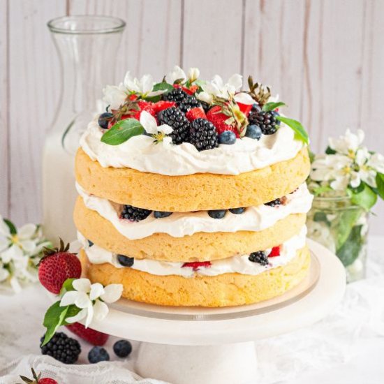 Gluten-Free Berries & Cream Cake