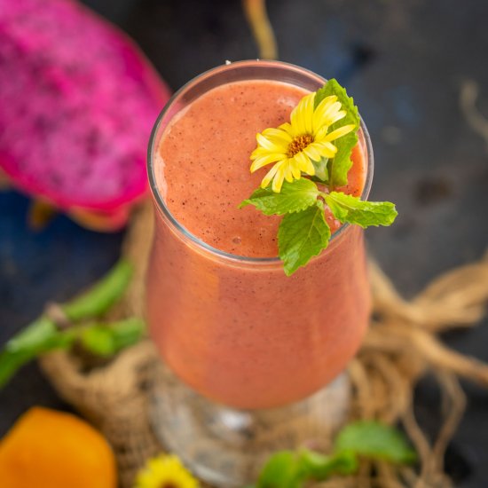 Tropical Dragon Fruit Smoothie