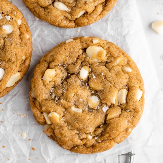 White Chocolate Macadamia Cookies