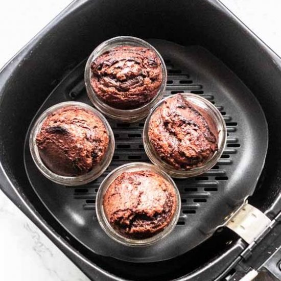 Air Fryer molten lava cake