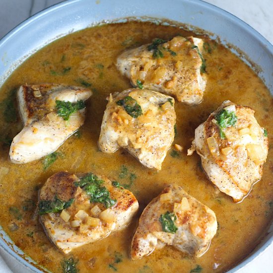 Brazilian Chicken in Peanut Sauce