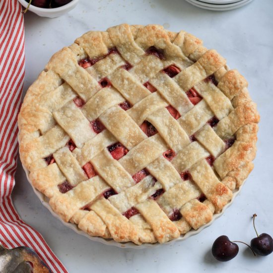 Vegan Apple Cherry Pie