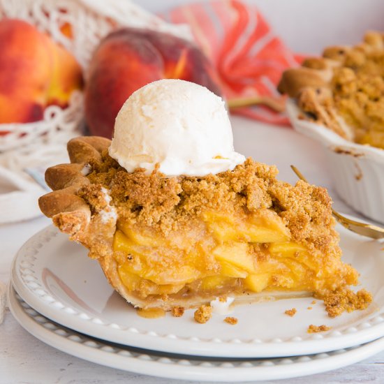 Peach Pie w/ Cornmeal Crumble