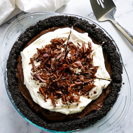 No Bake Chocolate Pie