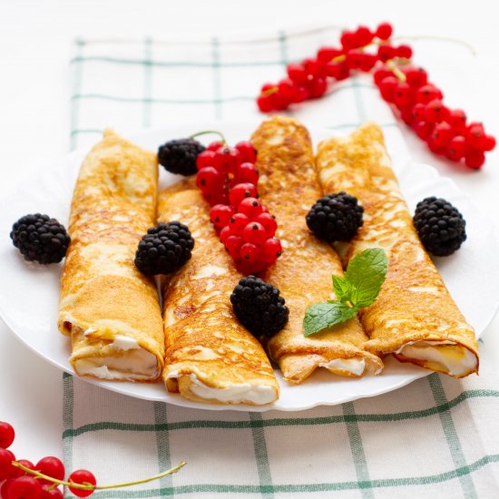 Crêpes with cheese cream