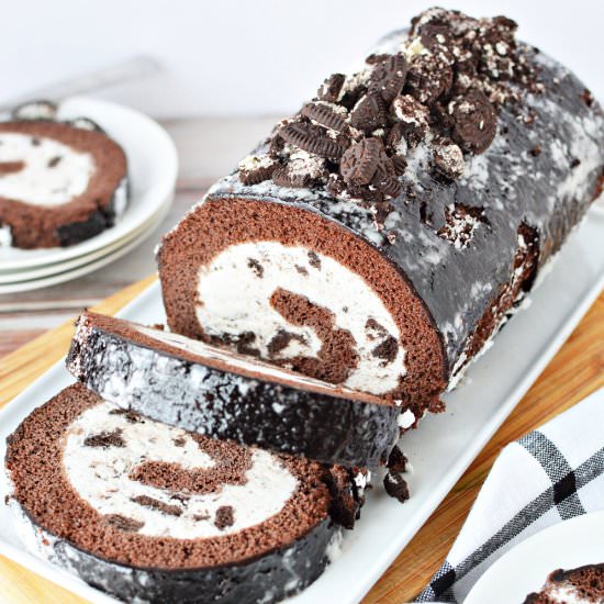 Oreo Cookie Ice Cream Cake Roll