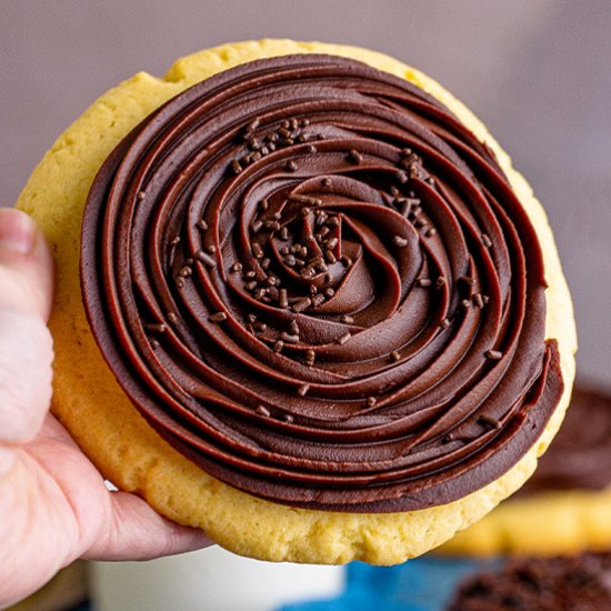 Crumbl Chocolate Cupcake Cookies