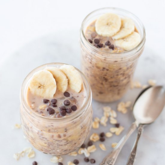 Chocolate Chip Banana Overnight Oat