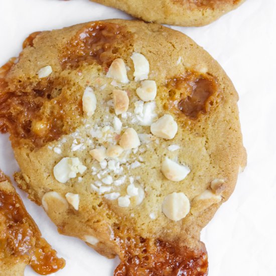 Chewy Sea Salt Caramel Cookies