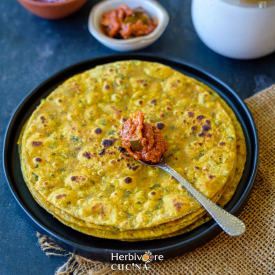 Gujarati Methi Thepla