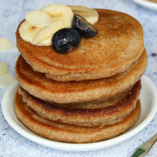 ALMOND MILK PANCAKES GLUTEN-FREE